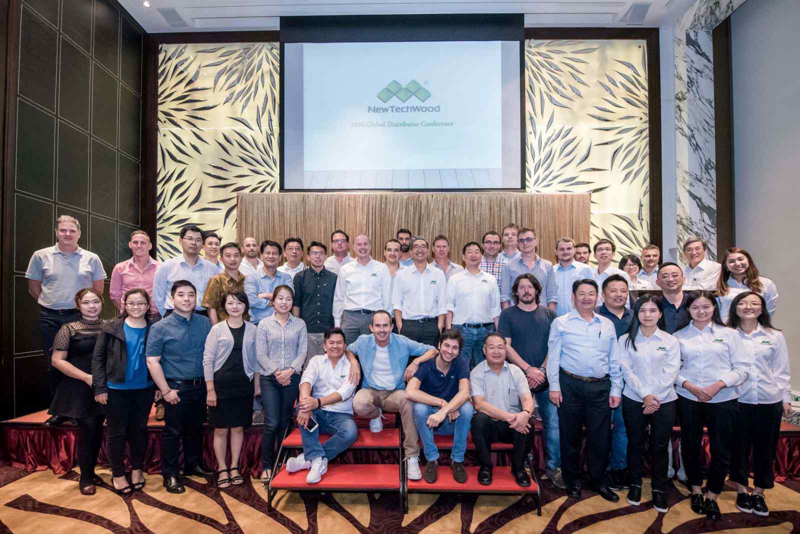2016-conference-2 2016美新塑木全球年會