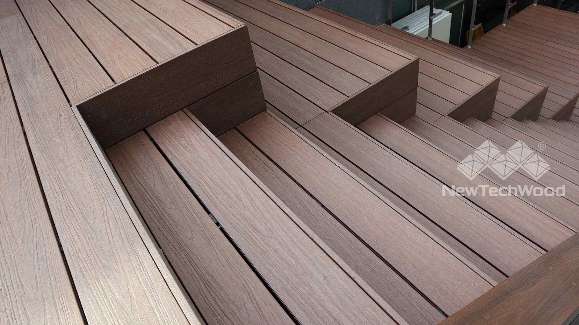 NewTechWood_UltraShield_Decking_561 美新塑木-階梯座椅