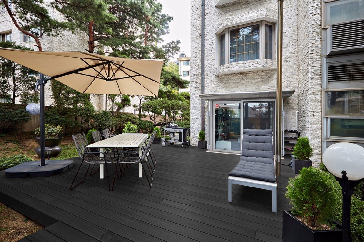 美新塑木-顏色實景模擬-炭黑色